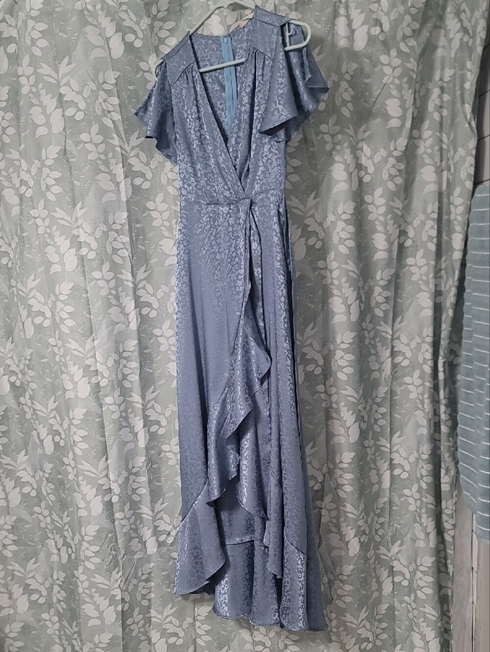 Elegant Blue Ruffle Maxi Dress - Picture 2 of 4